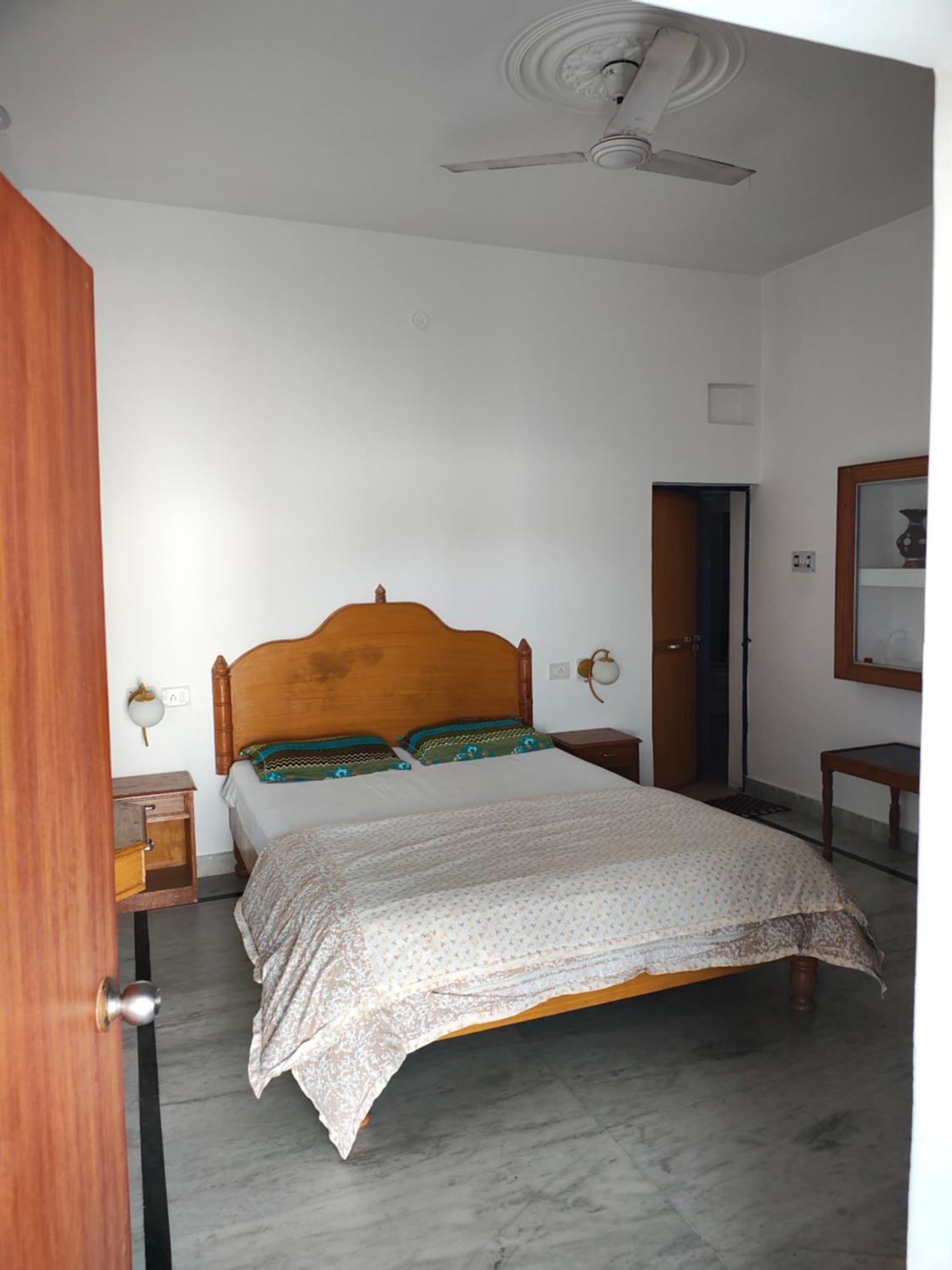 Prem Home Stay Khajuraho Bagian luar foto