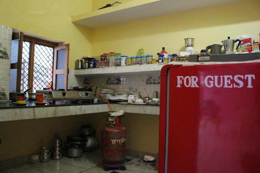 Prem Home Stay Khajuraho Bagian luar foto