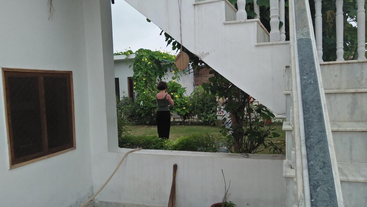 Prem Home Stay Khajuraho Bagian luar foto