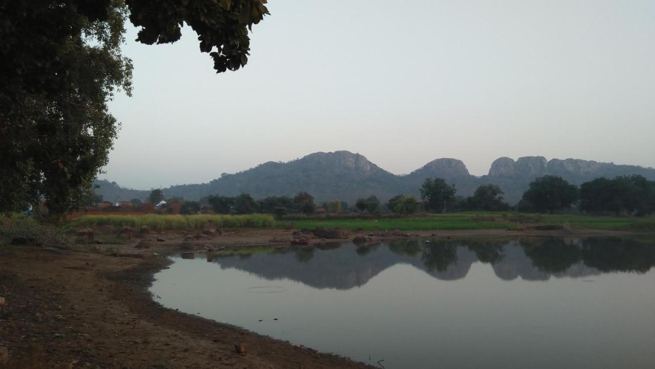 Prem Home Stay Khajuraho Bagian luar foto
