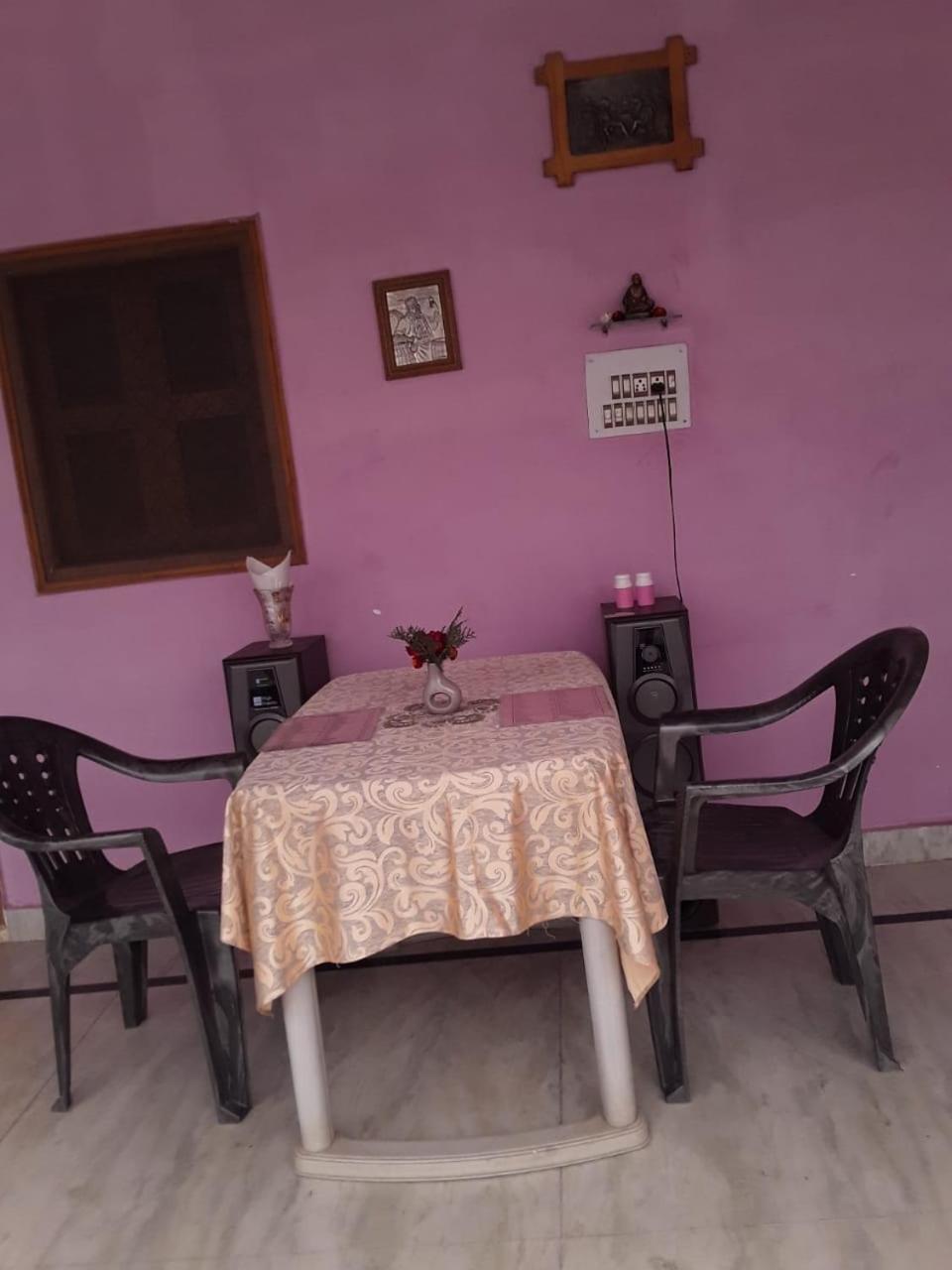 Prem Home Stay Khajuraho Bagian luar foto